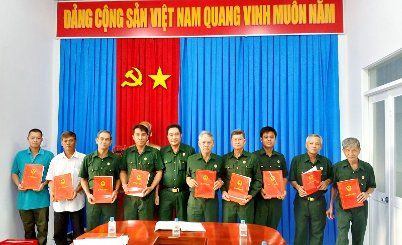Tân Hòa: Lễ công bố quyết định chỉ định nhân sự các tổ chức chính trị - xã hội tại các ấp trên địa bàn xã Tân Hòa