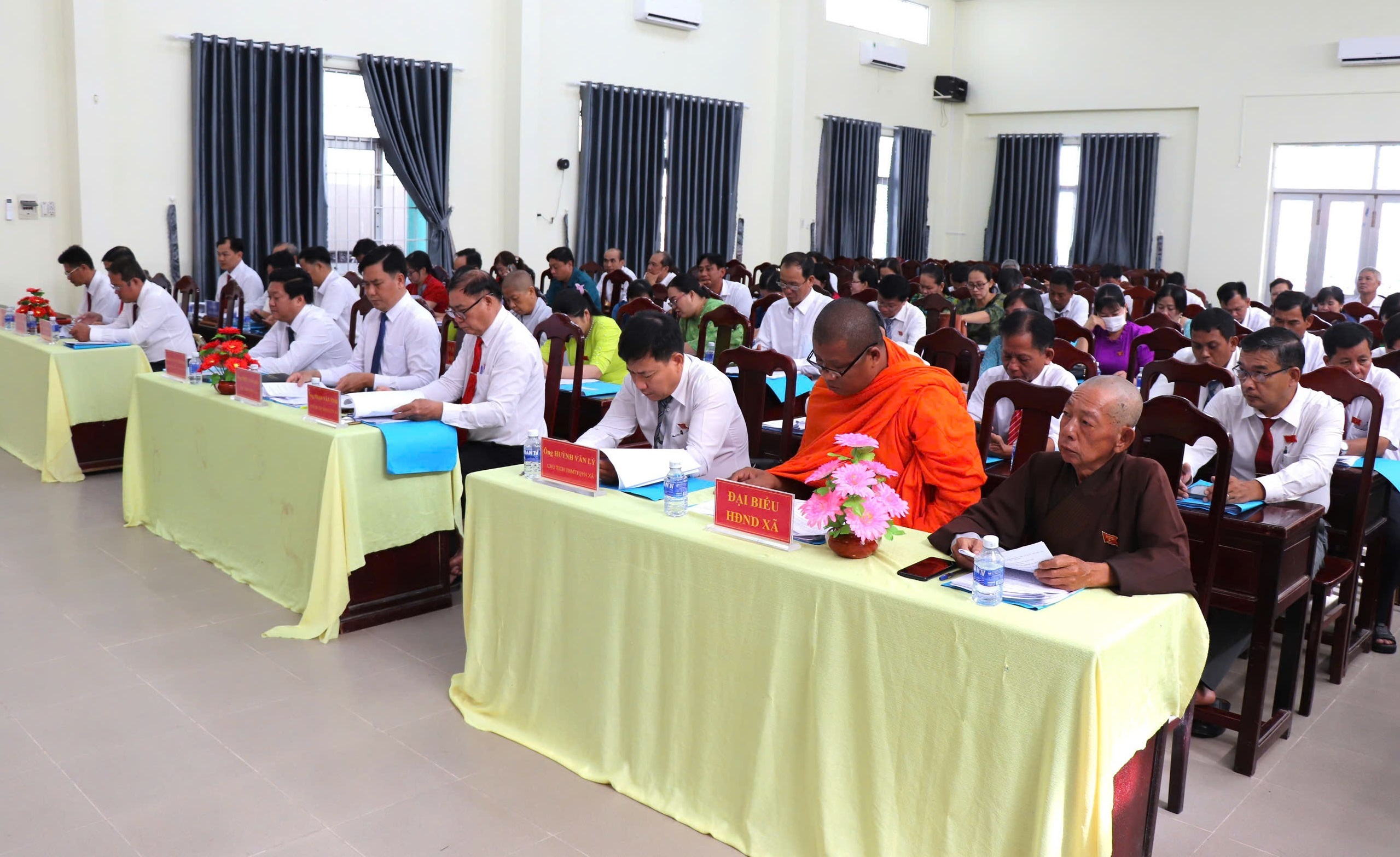 Hội đồng nhân dân xã Tân Hòa: Tổ chức kỳ họp thứ Hai (khóa XII) nhiệm kỳ 2021 - 2026.